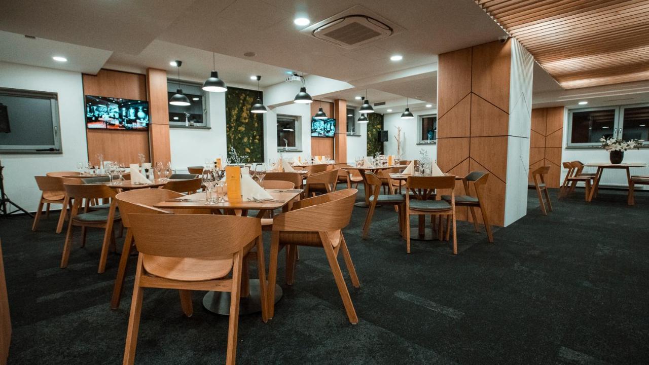 Hotel Aréna Košice Buitenkant foto